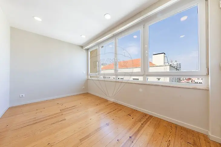 Apartamento T4 à venda em Lisboa